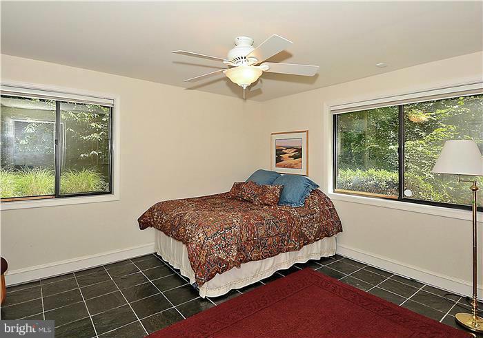 7844 Langley Ridge Road McLean, VA 22102 - Photo 7 of 30 Bedroom