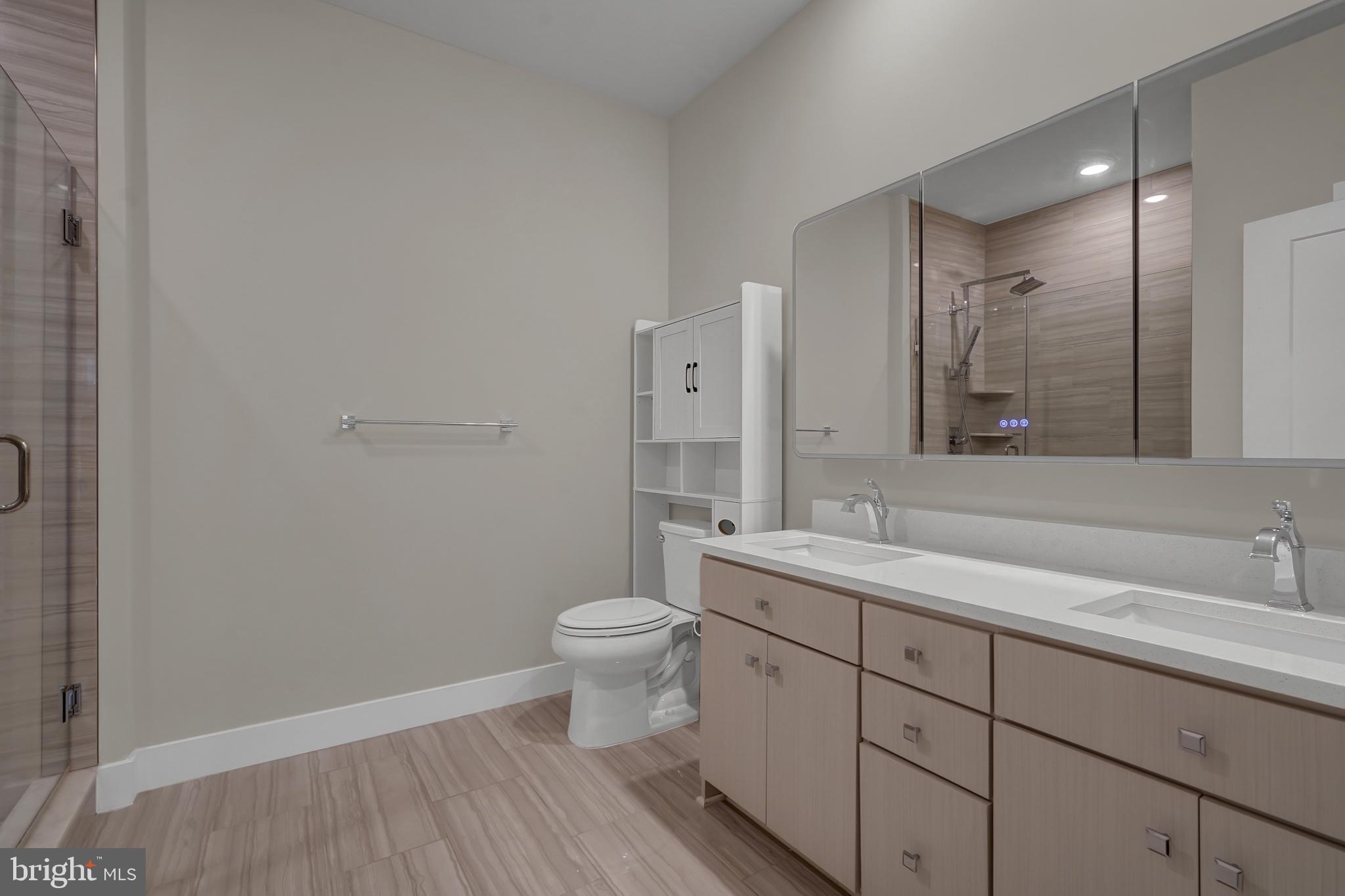 1761 Old Meadow Road, Unit 221 McLean, VA 22102 - Photo 14 of 40