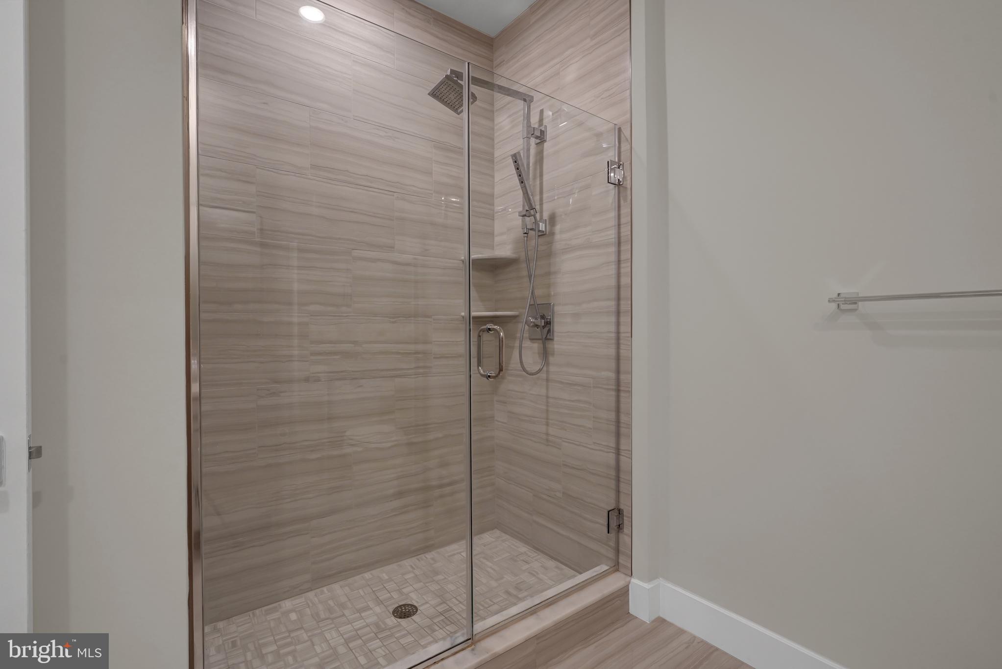 1761 Old Meadow Road, Unit 221 McLean, VA 22102 - Photo 15 of 40