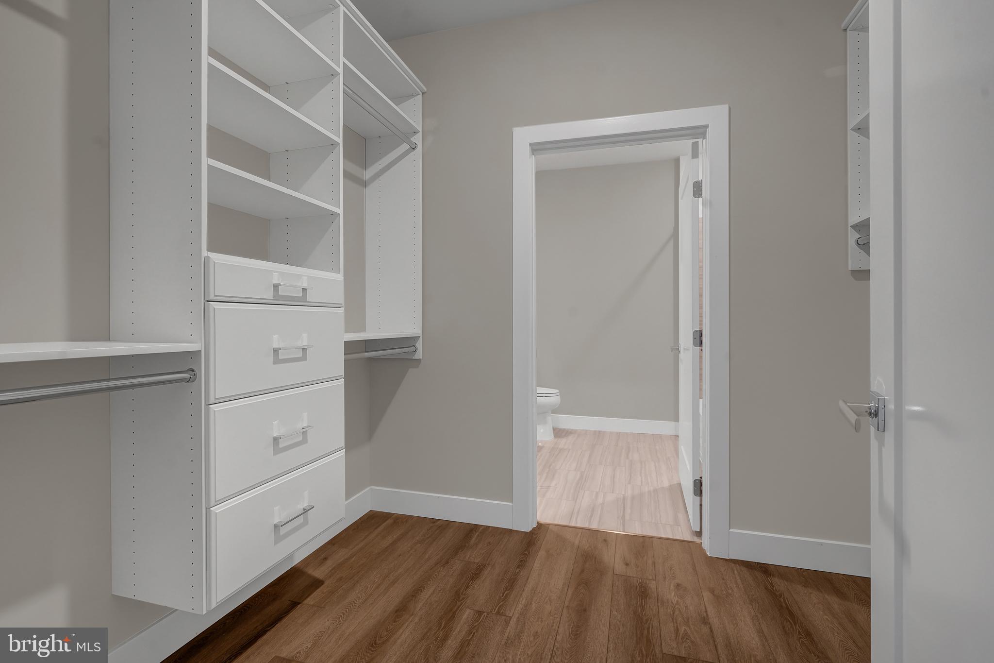 1761 Old Meadow Road, Unit 221 McLean, VA 22102 - Photo 18 of 40