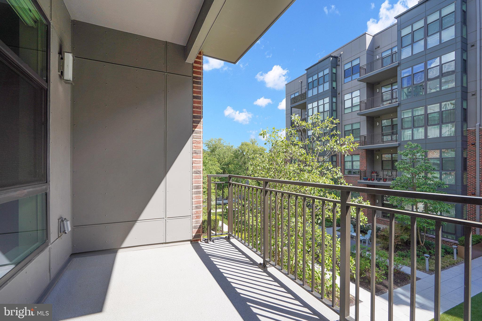 1761 Old Meadow Road, Unit 221 McLean, VA 22102 - Photo 25 of 40