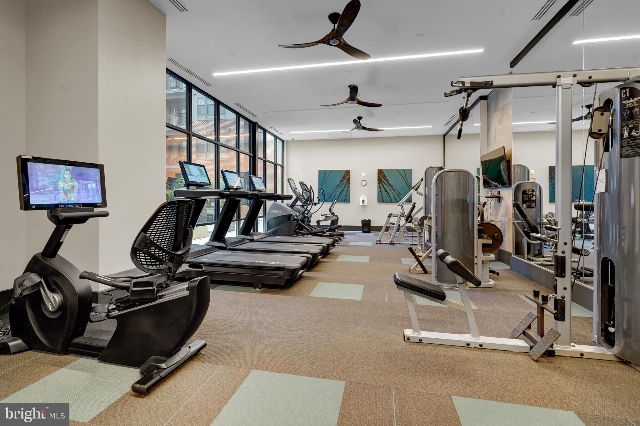 1761 Old Meadow Road, Unit 221 McLean, VA 22102 - Photo 28 of 40