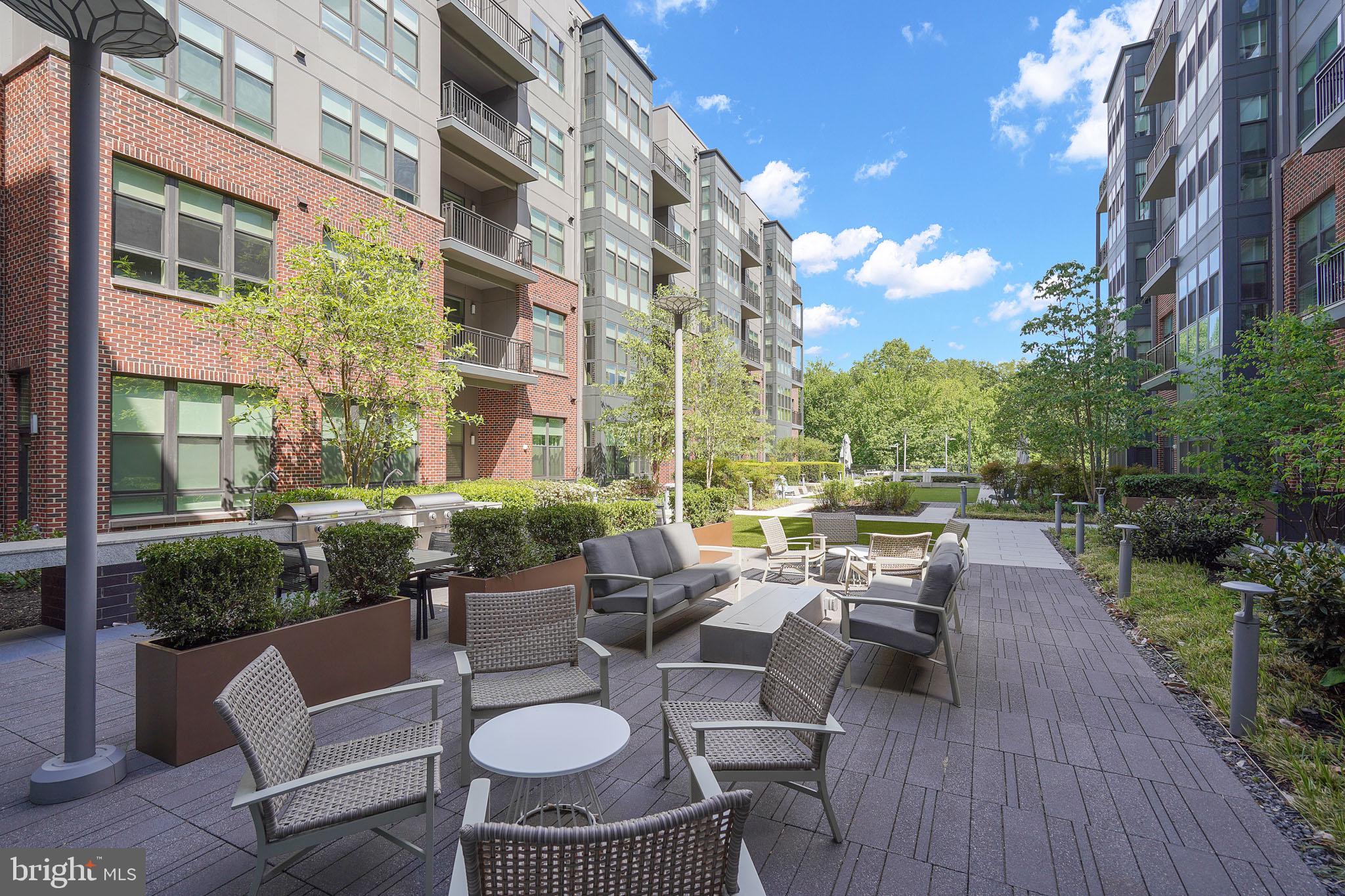 1761 Old Meadow Road, Unit 221 McLean, VA 22102 - Photo 37 of 40