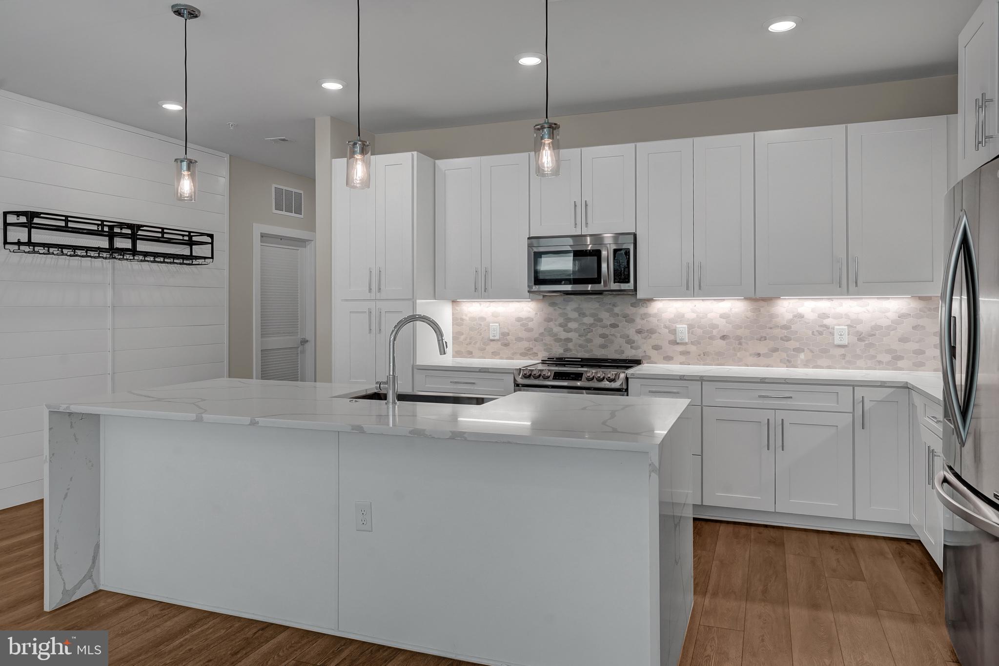 1761 Old Meadow Road, Unit 221 McLean, VA 22102 - Photo 8 of 40