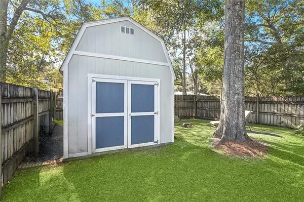 $299,000 | 223 West 9th Avenue, Covington, LA 70433