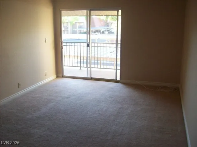 $995 | 5160 Indian River Drive, Unit 334, Las Vegas, NV 89103