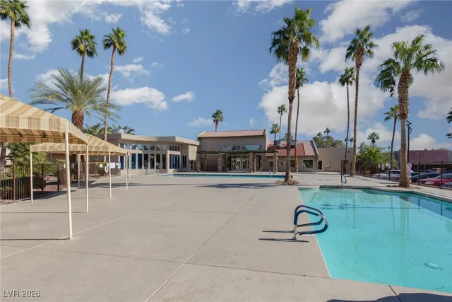 $995 | 5160 Indian River Drive, Unit 334, Las Vegas, NV 89103