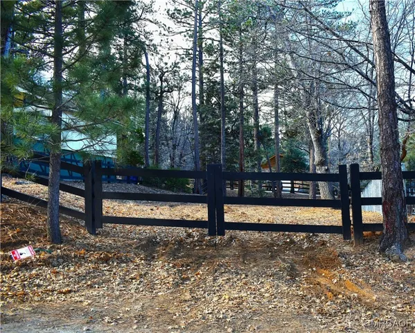 $175,000 | 812 Ford Lane, Big Bear Lake, CA 92315