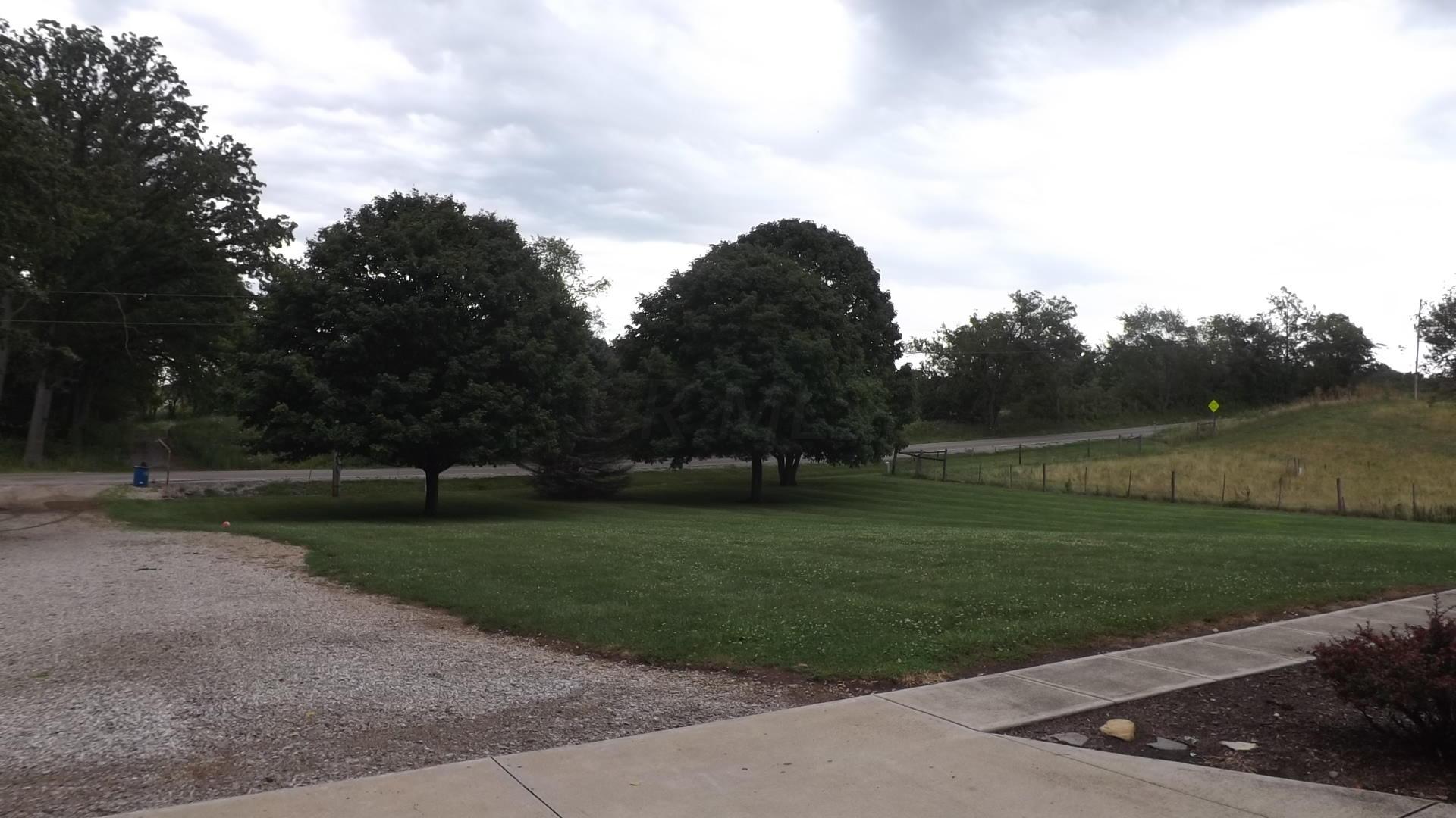 22887 Smith Hulse Road Circleville, OH 43113 - Photo 5 of 26 Gallery Image 5