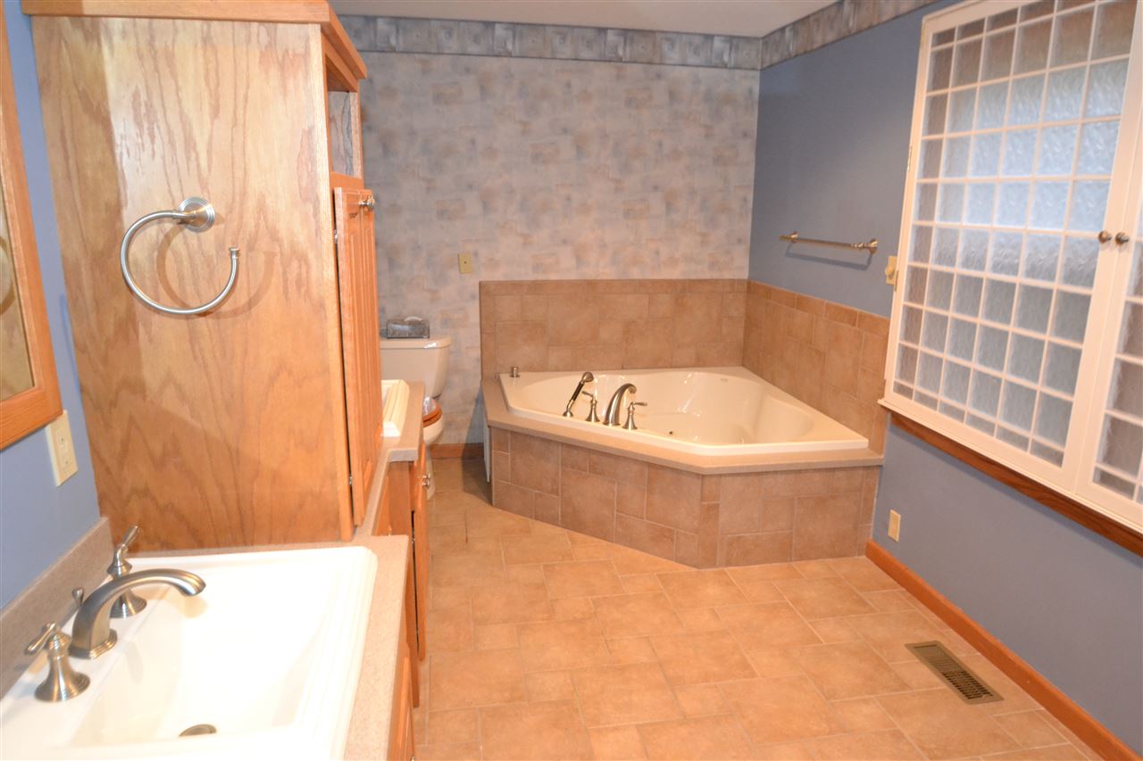 4263 County Line Road North Muncie, IN 47302 - Photo 12 of 26 Gallery Image 12
