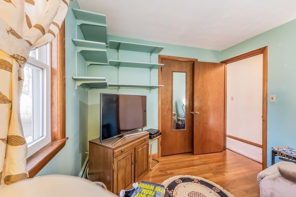 6 Fairbrook Road Framingham, MA 01701 - Photo 17 of 31 Gallery Image 17
