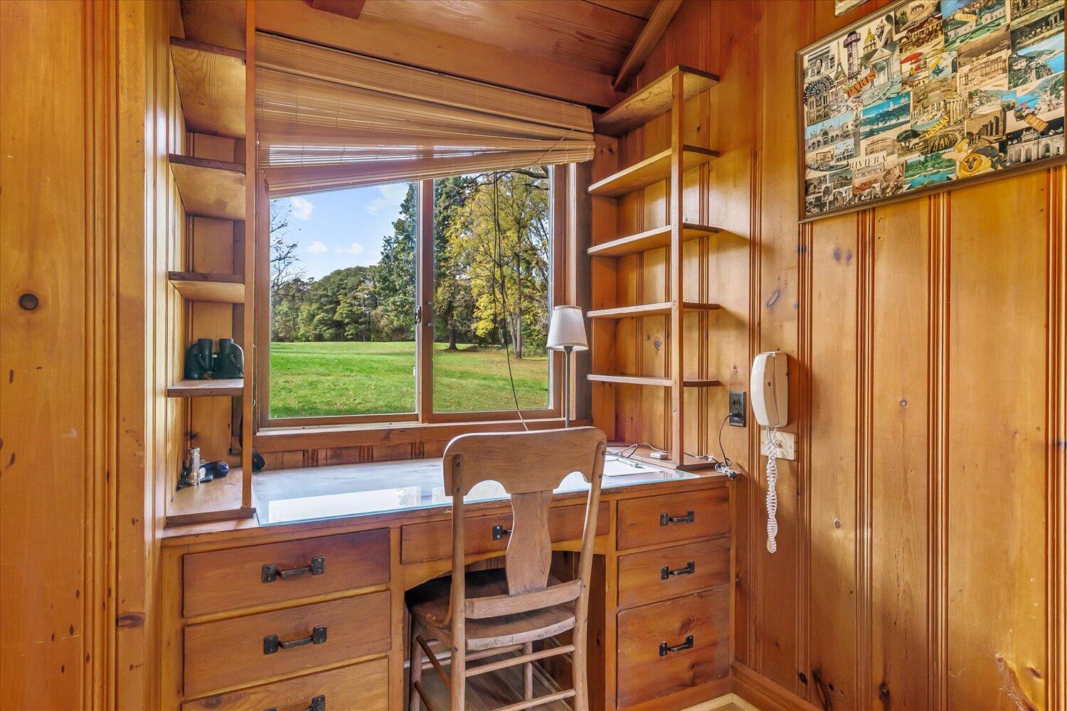 3150 Worgess Road Hastings, MI 49058 - Photo 17 of 50 Built in desk