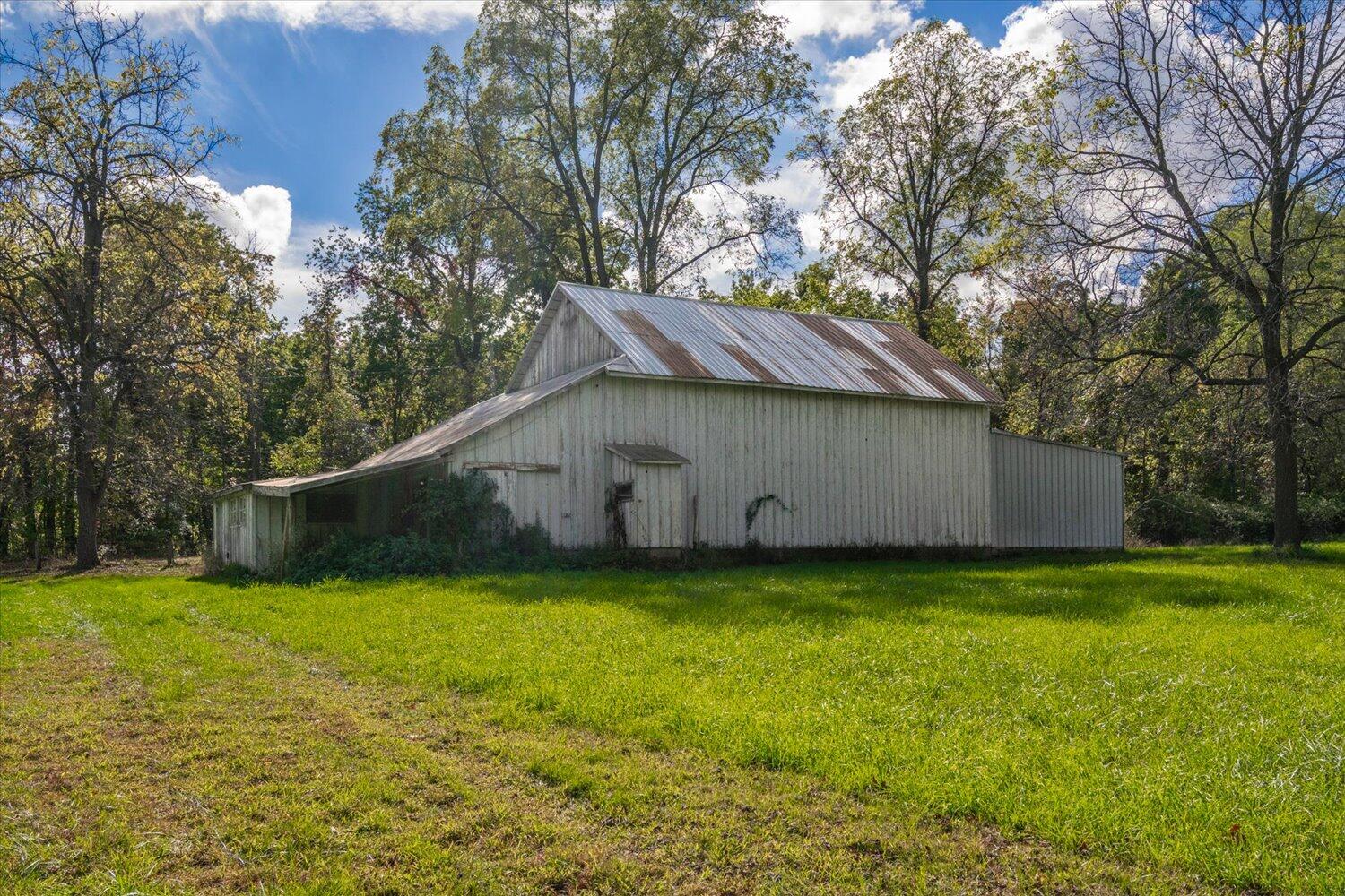 3150 Worgess Road Hastings, MI 49058 - Photo 39 of 50 barn v2