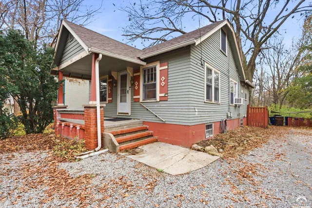 $259,500 | 331 East 19th Street, Lawrence, KS 66046