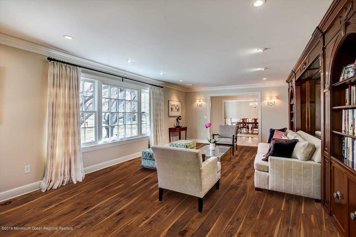 4 Woods End Road Rumson, NJ 07760 - Photo 13 of 30 05-Living