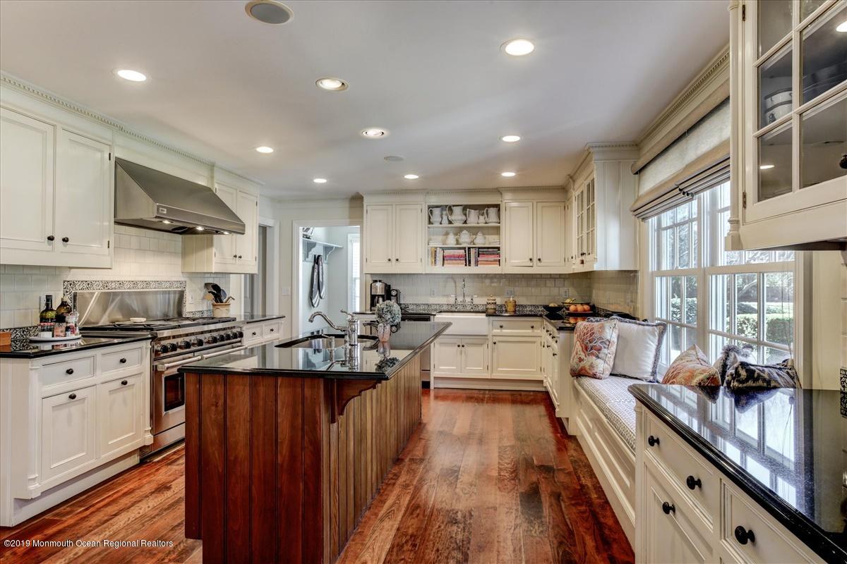 4 Woods End Road Rumson, NJ 07760 - Photo 5 of 30 12-Kitchen