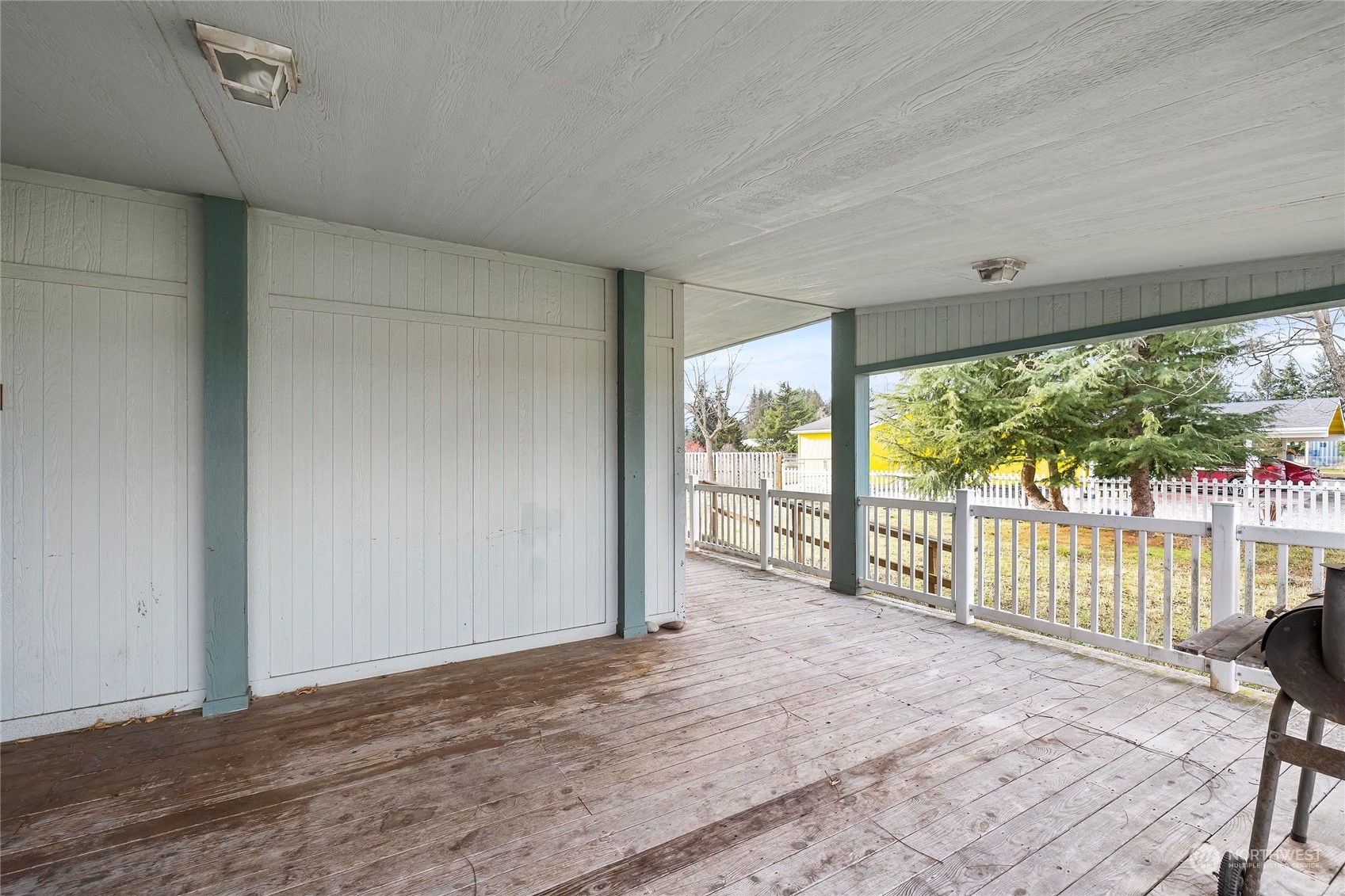 245 Griffith Farm Road Sequim, WA 98382 - Photo 11 of 33 a view of a room with wooden floor and balcony