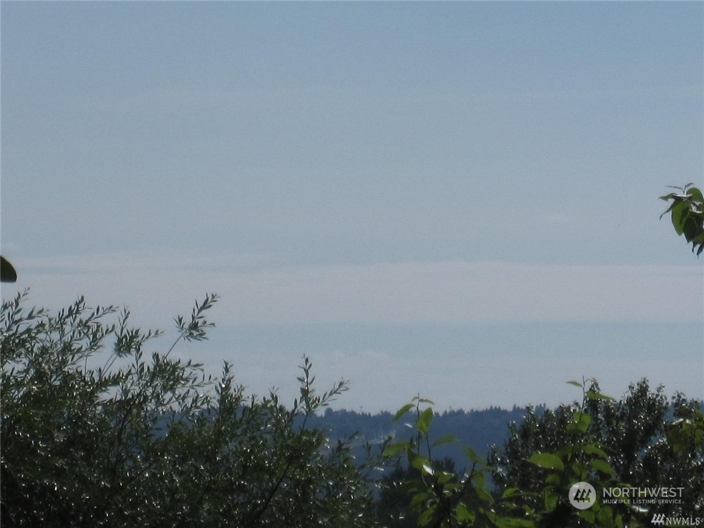 640 South 55th Street Renton, WA 98055 - Photo 3 of 3 a view of a lake