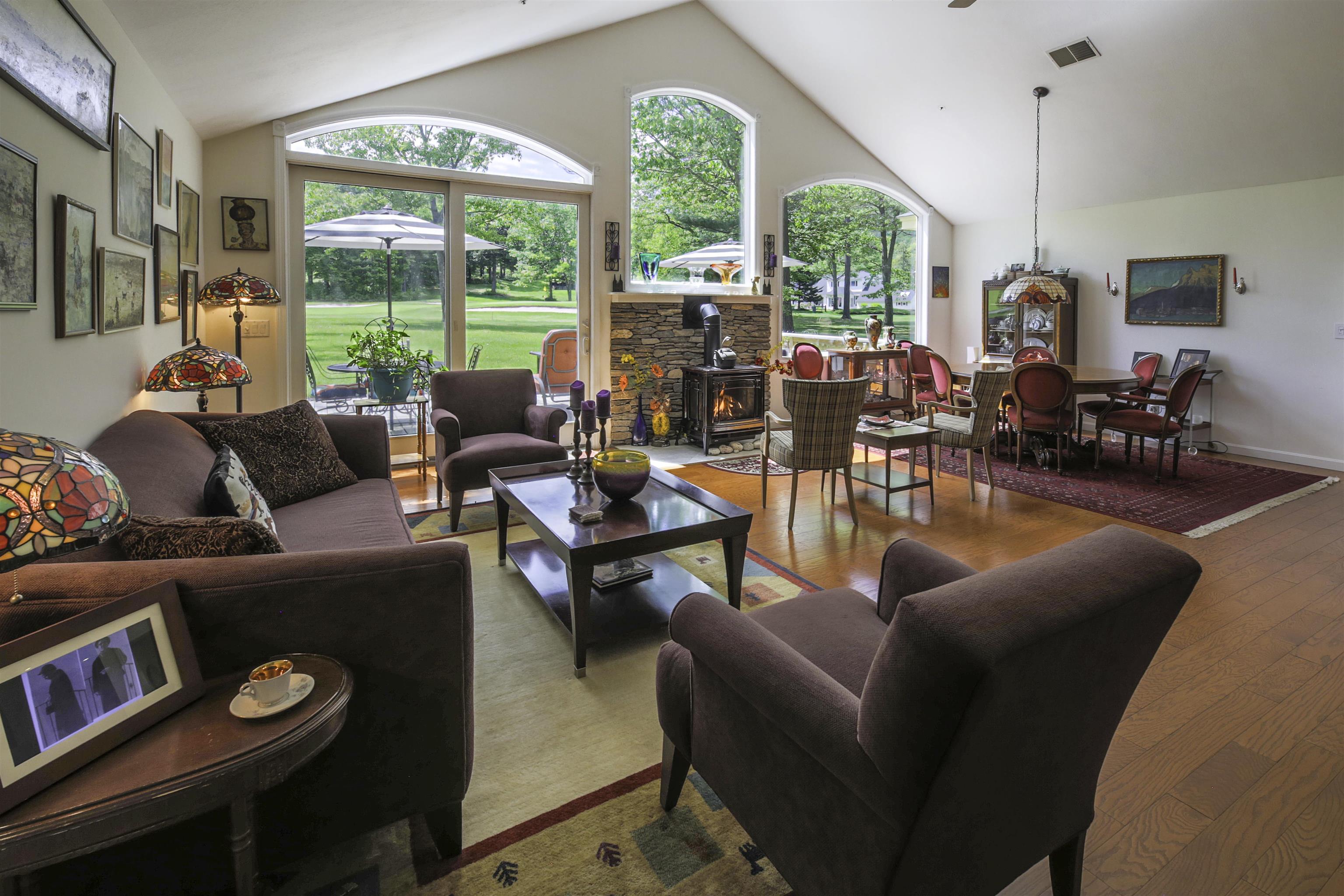 16 Carleton Way North Conway, NH 03860 - Photo 3 of 40 Gallery Image 3