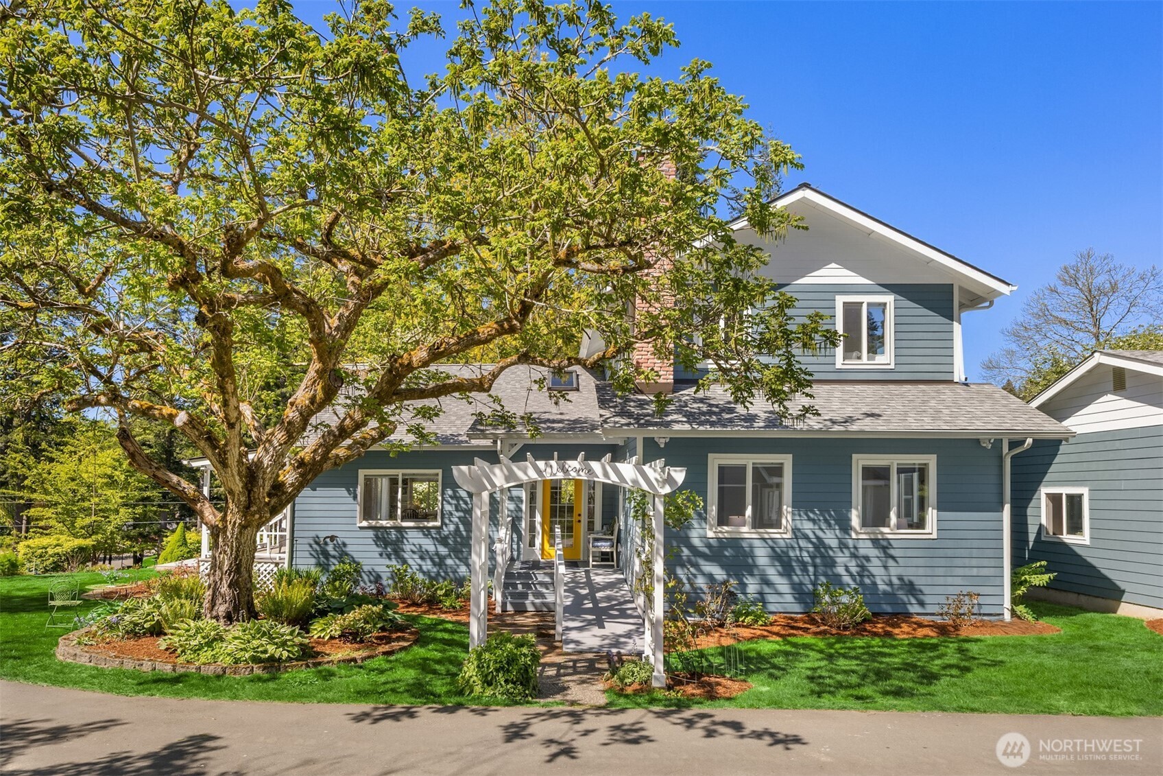14405 Olympic View Loop Road Northwest Silverdale, WA 98383 - Photo 4 of 40 Gallery Image 4