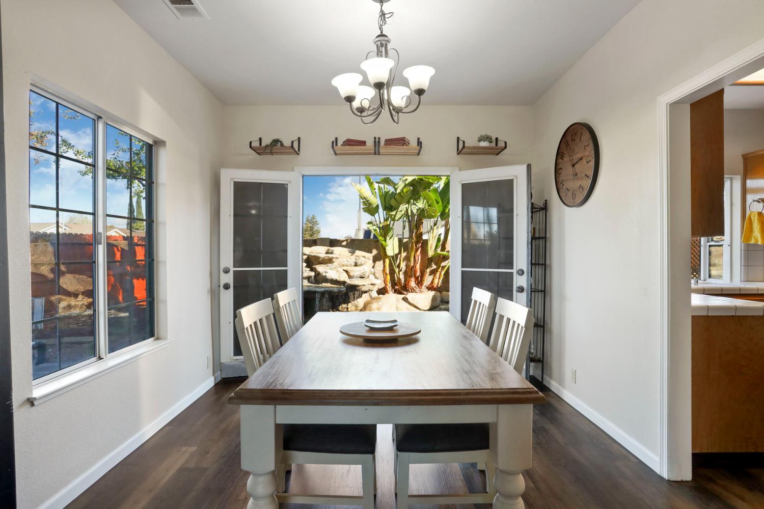 1122 Zumstein Court Ripon, CA 95366 - Photo 10 of 58