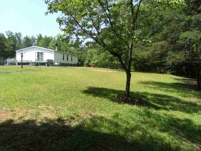 336 Ledbetter Road Travelers Rest, SC 29690 - Photo 4 of 16