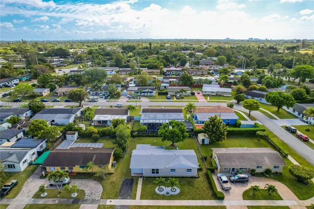 $3,550 | 5215 Southwest 128th Avenue, Miami, FL 33175