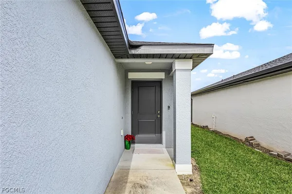 a view of an entryway