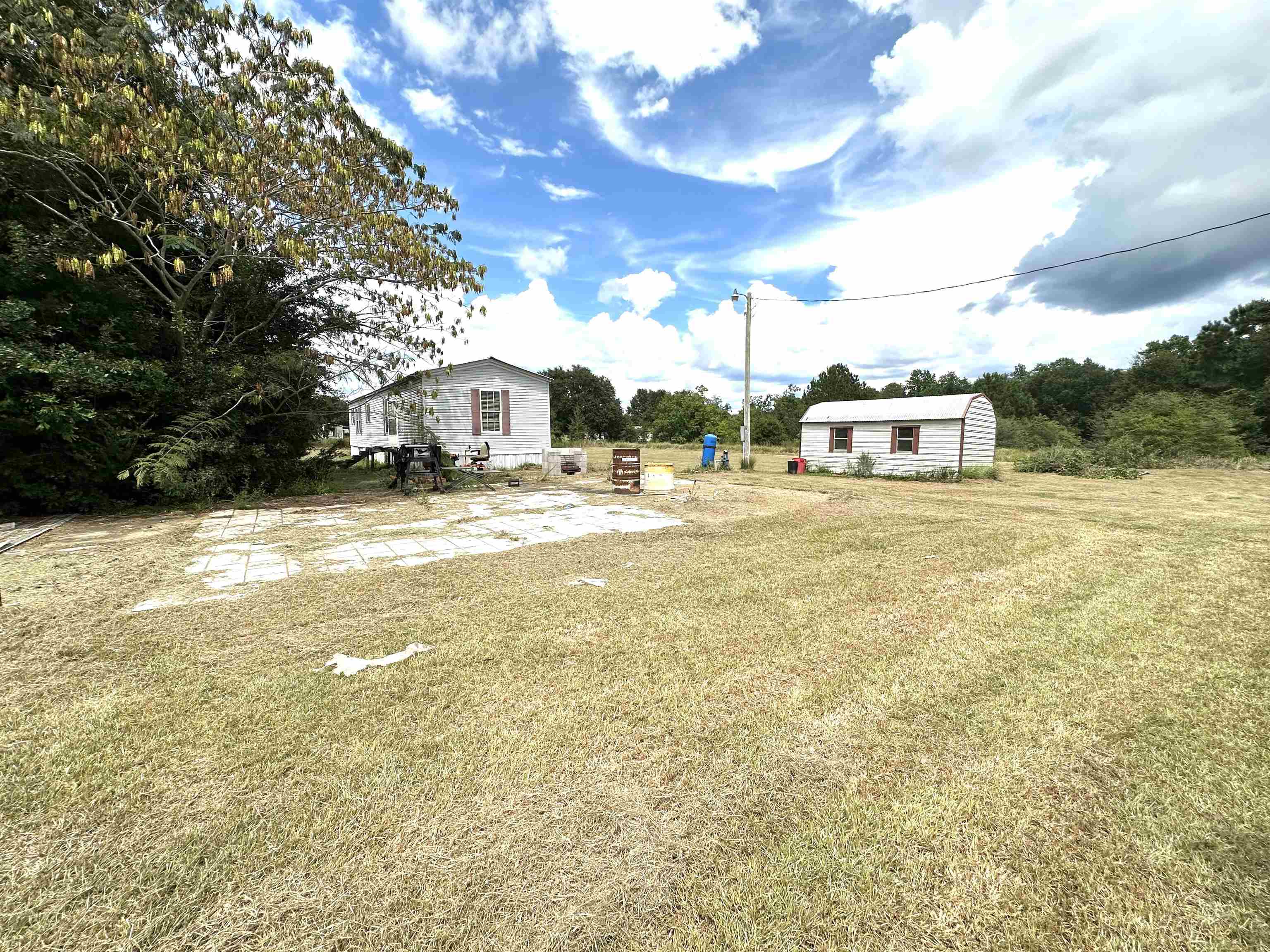 23268 T D Barnett Road Robertsdale, AL 36567 - Photo 6 of 16 Yard