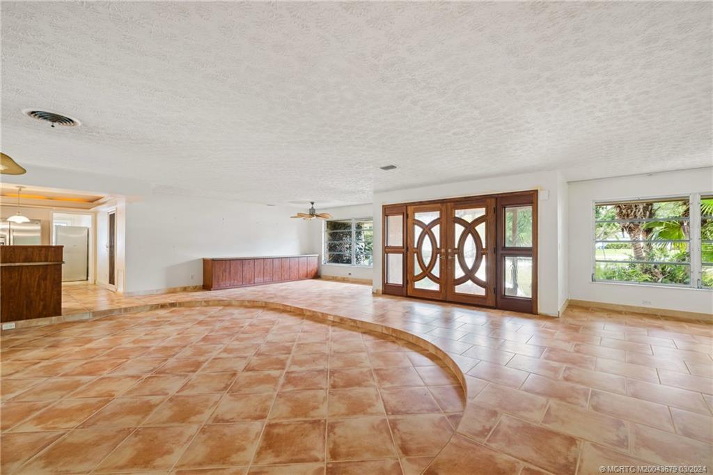 1098 Northwest Fork Road Stuart, FL 34994 - Photo 8 of 54 Gallery Image 8