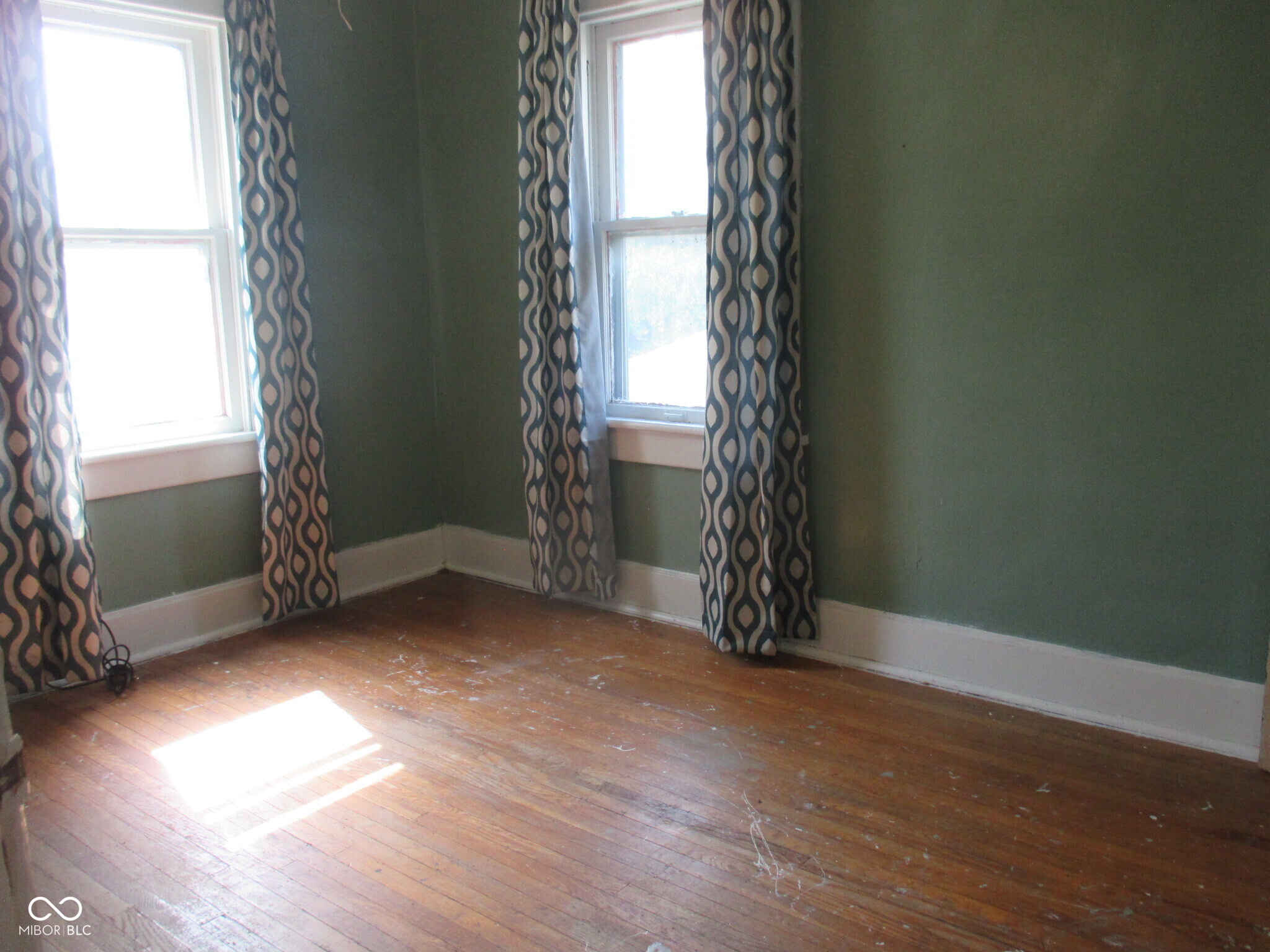 3741 Ruckle Street Indianapolis, IN 46205 - Photo 29 of 32