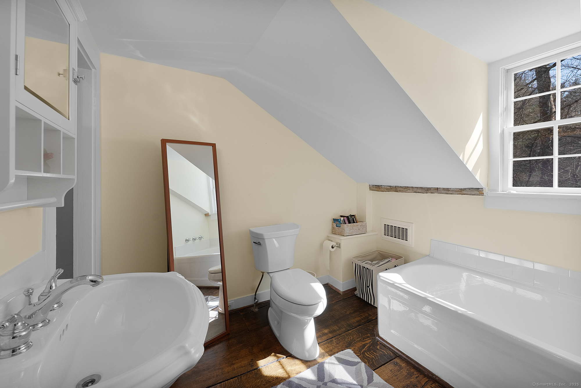 112 Chestnut Land Road New Milford, CT 06776 - Photo 24 of 32 a bathroom with a sink a toilet and a bathtub