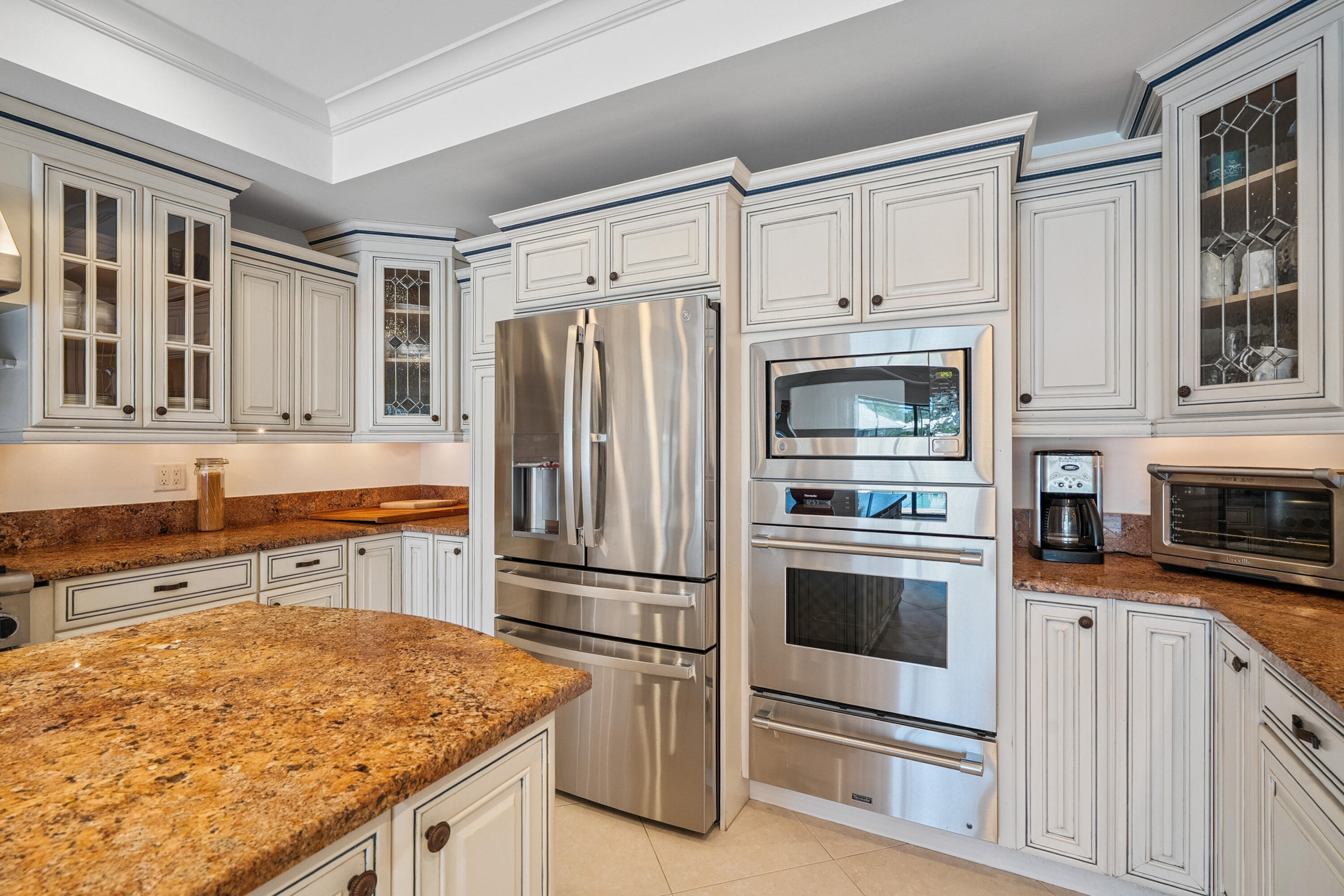 3422 Southeast Fairway West Stuart, FL 34997 - Photo 16 of 88 Kitchen