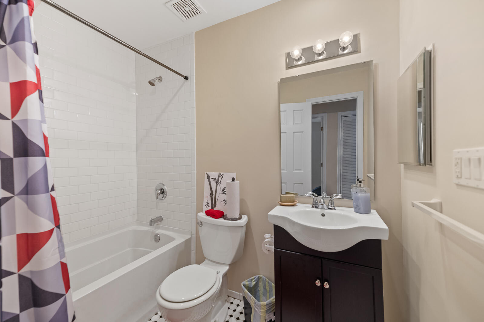 47 Drake Street Charleston, SC 29403 - Photo 16 of 20 Gallery Image 16