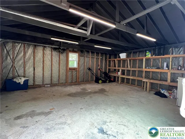 $195,000 | 171 Linden Loop, Pocono Summit, PA 18346