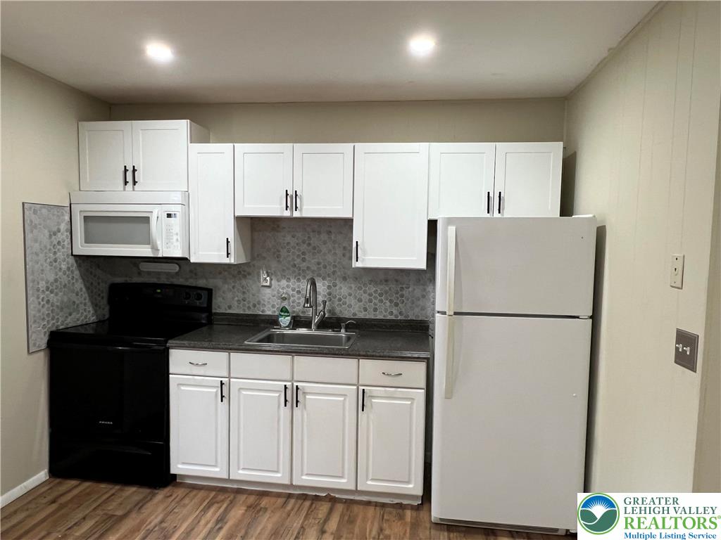 171 Linden Loop Pocono Summit, PA 18346 - Photo 6 of 22