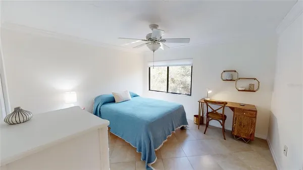 $2,300 | 2749 Orchid Oaks Drive, Unit 302, Sarasota, FL 34239
