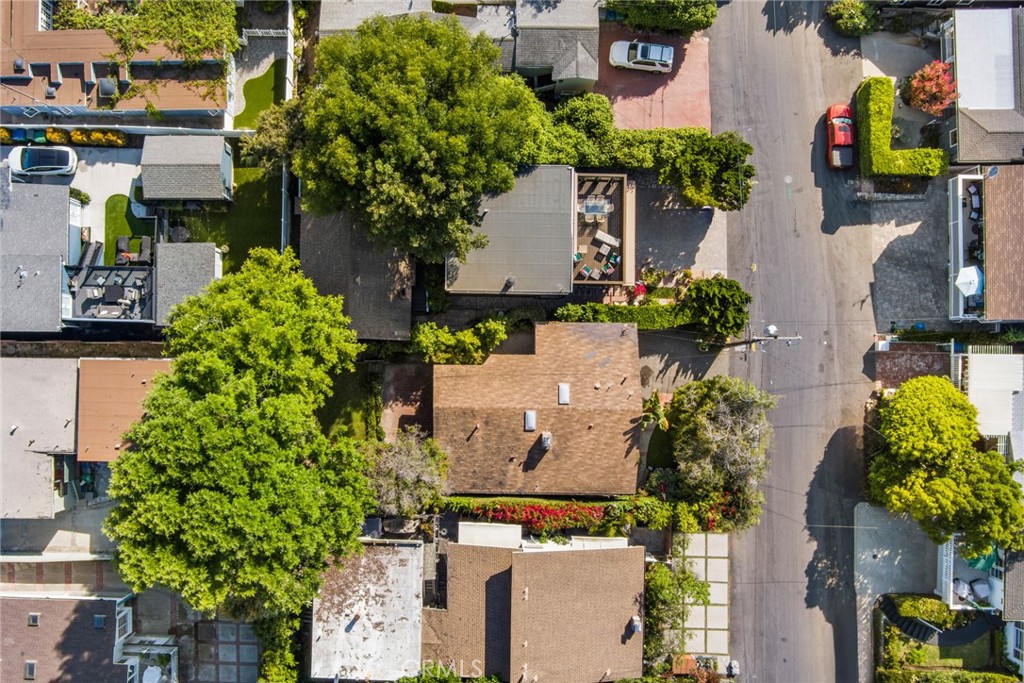 505 Graceland Drive Laguna Beach, CA 92651 - Photo 24 of 29 an aerial view of a house with a yard and garden