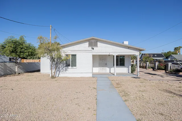 $2,299 | 2646 East Willetta Street, Phoenix, AZ 85008