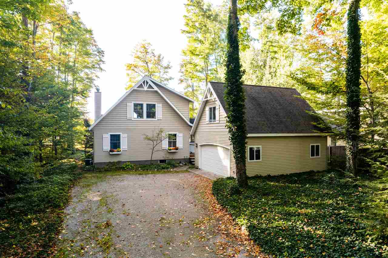 4495 Hemlock Road Cedar, MI 49621 - Photo 41 of 54 1894509-40.JPG