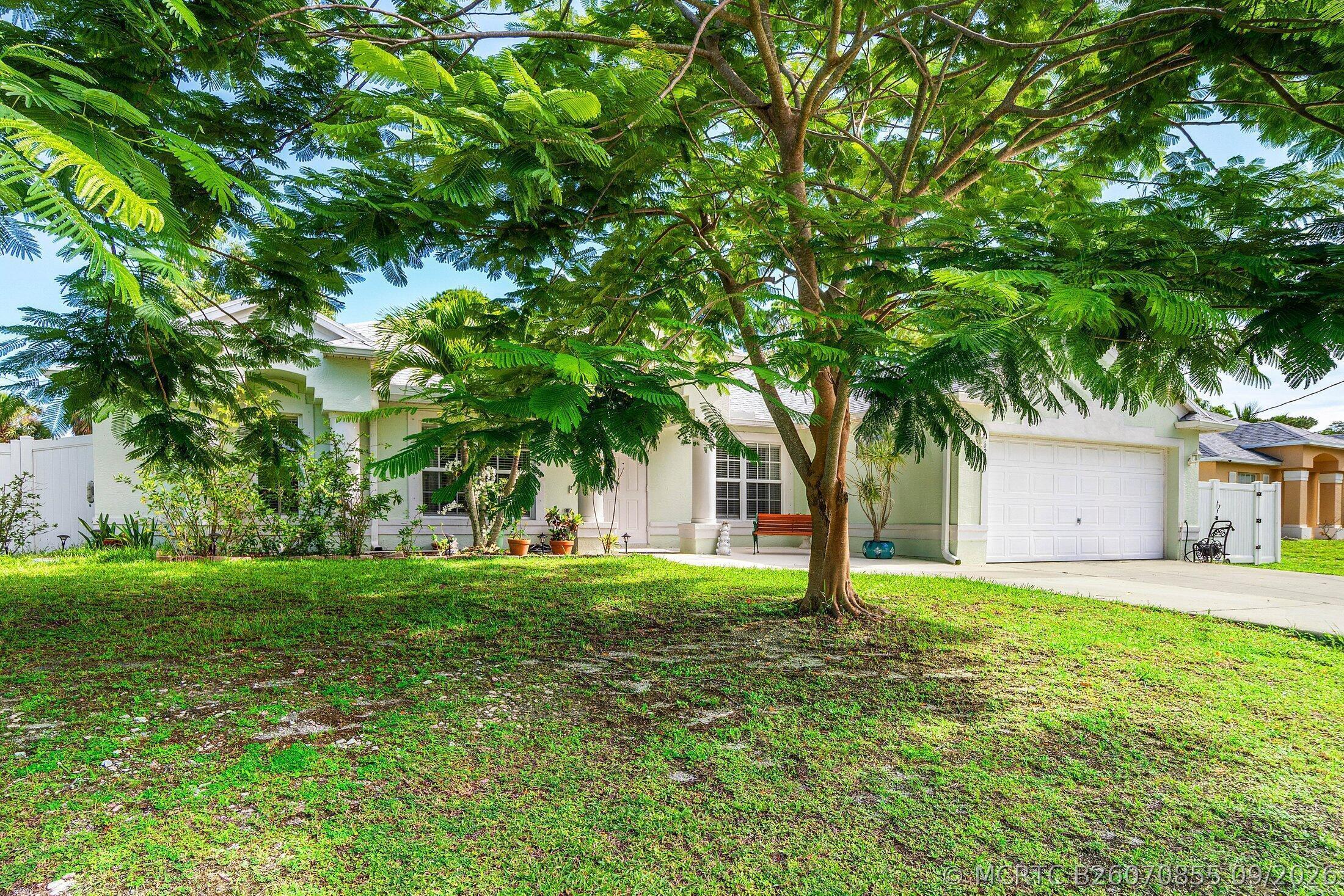 1629 Southwest Fortune Road Port St. Lucie, FL 34953 - Photo 3 of 33 Front Yard