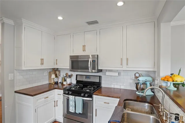 $898,888 | 262 South San Jose Drive, Glendora, CA 91741