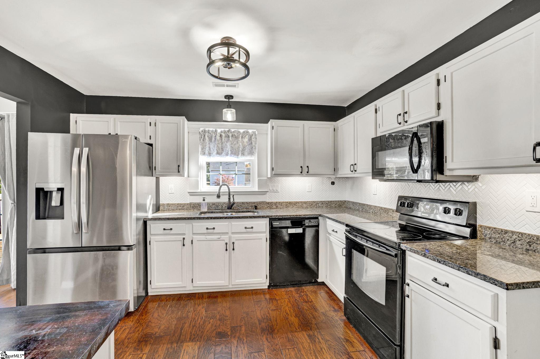 1 Greyleaf Court Simpsonville, SC 29680 - Photo 14 of 44