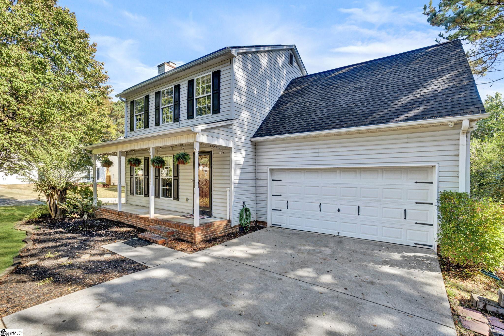 1 Greyleaf Court Simpsonville, SC 29680 - Photo 3 of 44