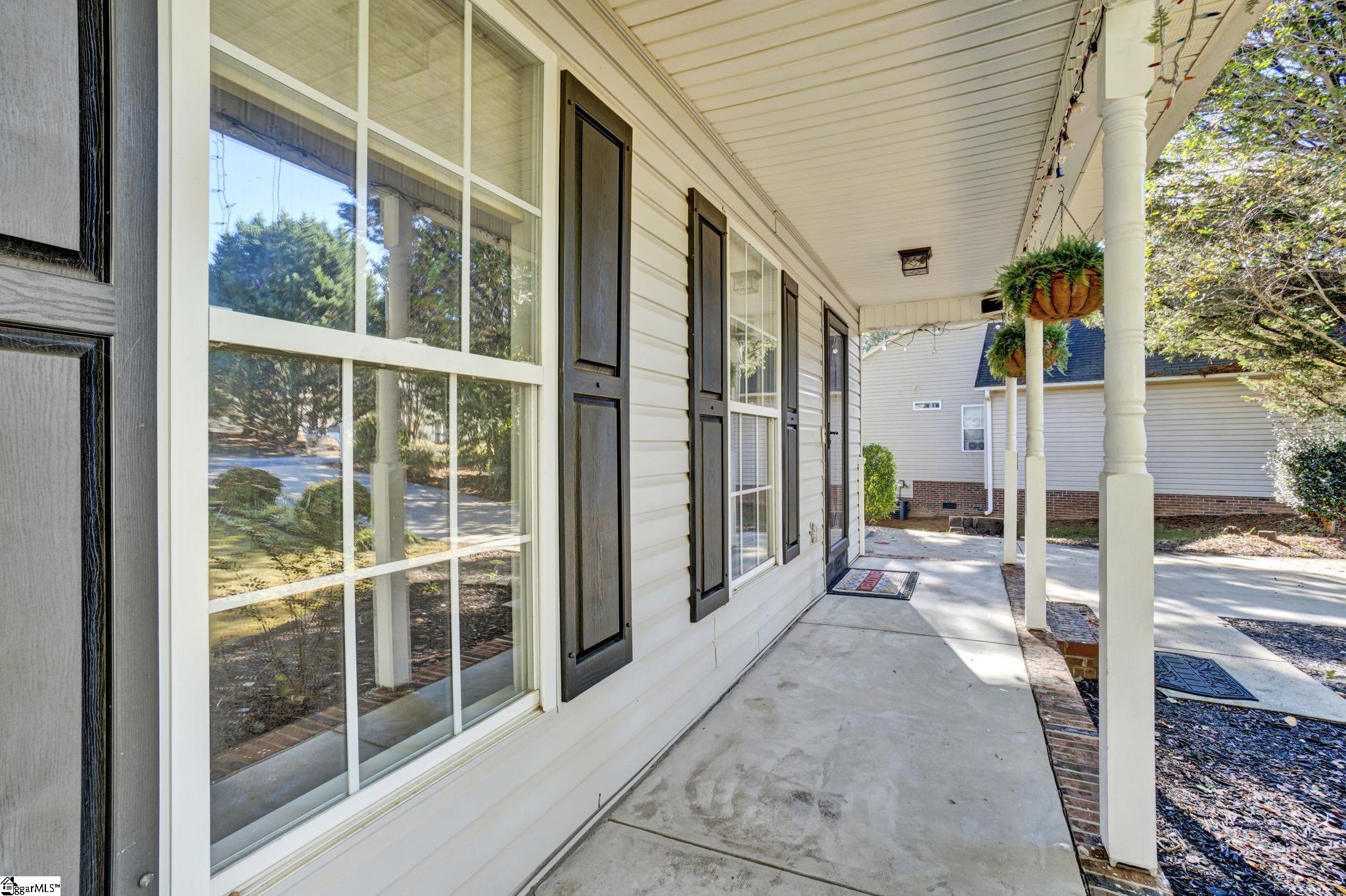 1 Greyleaf Court Simpsonville, SC 29680 - Photo 5 of 44