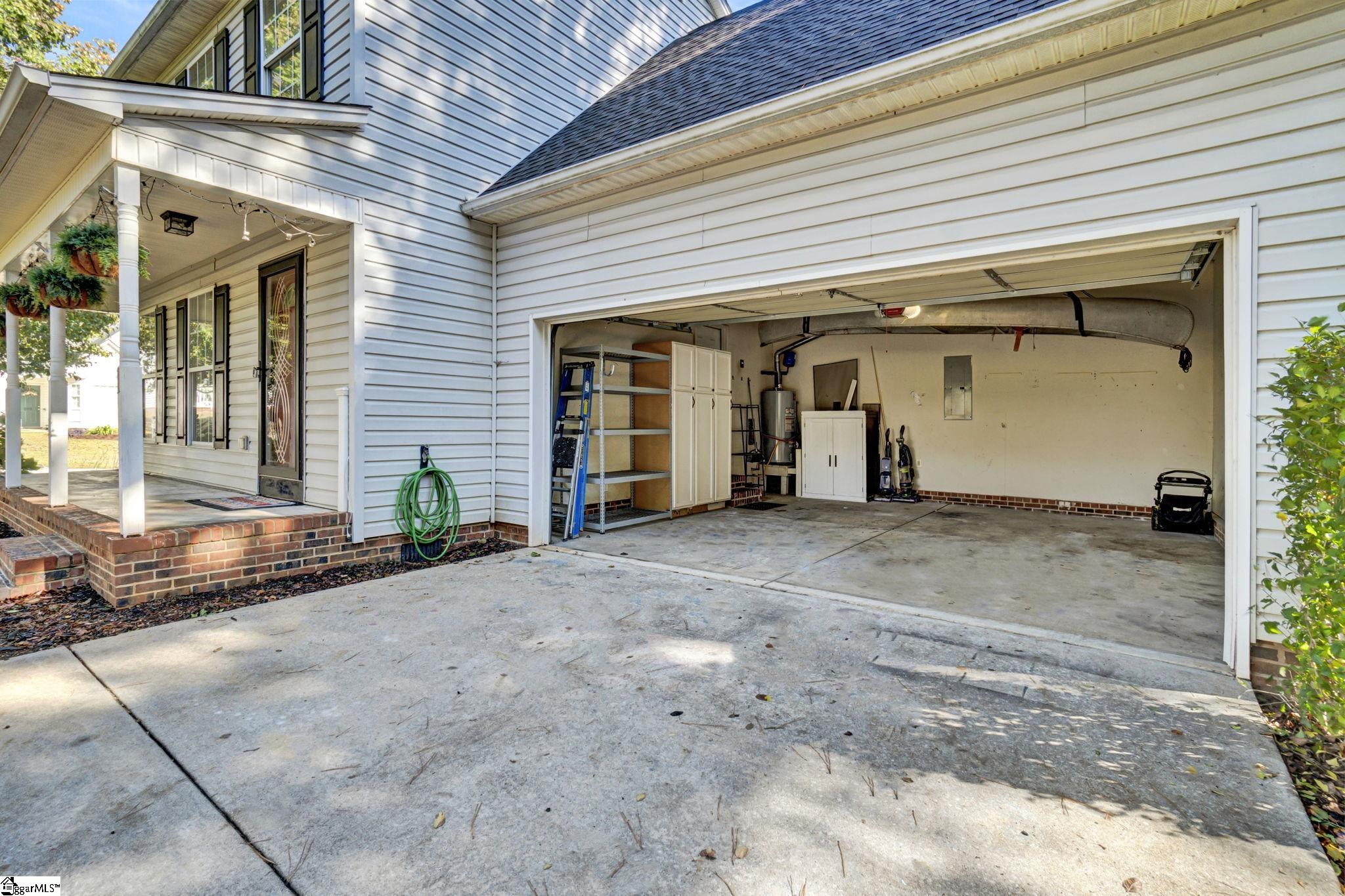 1 Greyleaf Court Simpsonville, SC 29680 - Photo 6 of 44