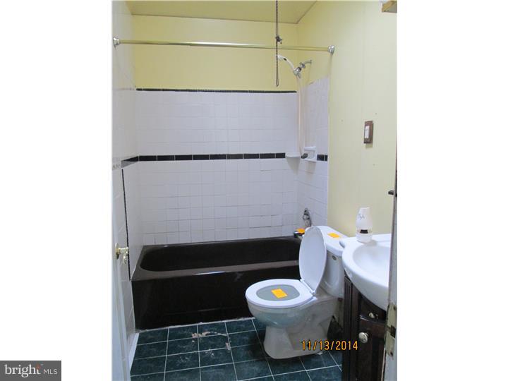 62 Springton Road Upper Darby, PA 19082 - Photo 9 of 12 Bathroom