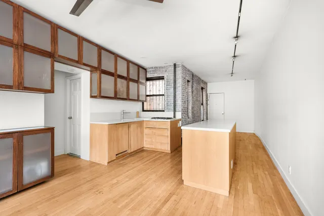 $639,000 | 149 Avenue C, Unit 2F | East Village