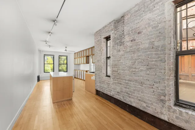 $639,000 | 149 Avenue C, Unit 2F | East Village