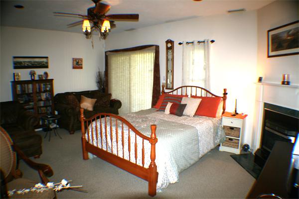 506 Treasure Island Road, Unit 506 Webster, MA 01570 - Photo 18 of 29 Gallery Image 18